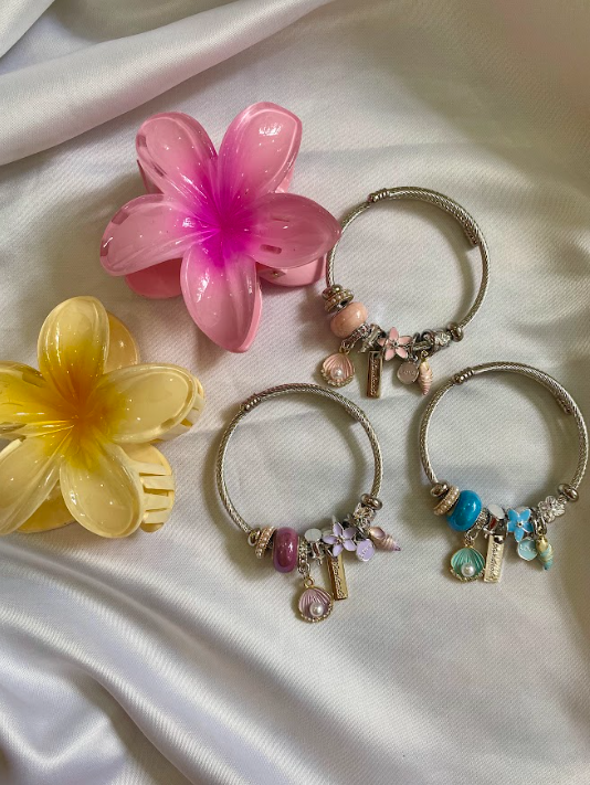Women Bracelets Fashionable