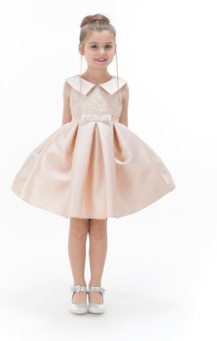 Girl's  dress