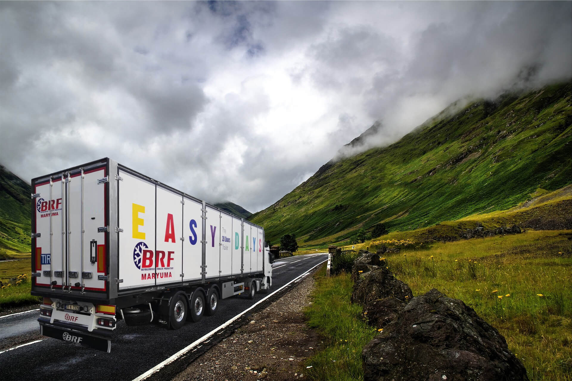 REFRIGERATED TRAILER WITH DOORS
