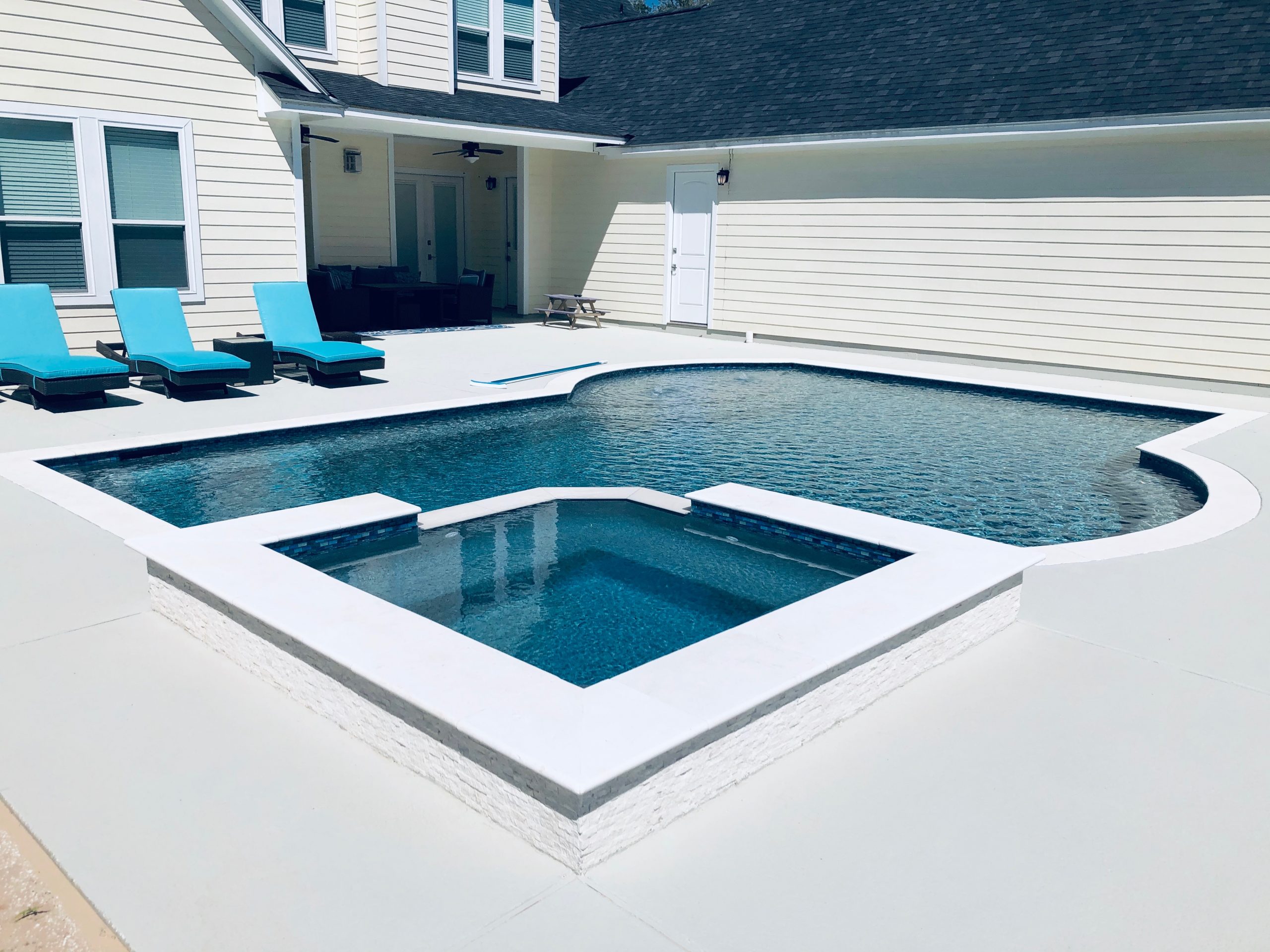 Southern White Pool View