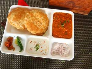 puri-bhaji-4pcs