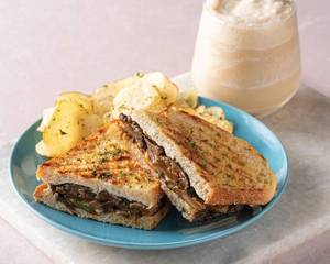 mushroom-and-corn-sandwich