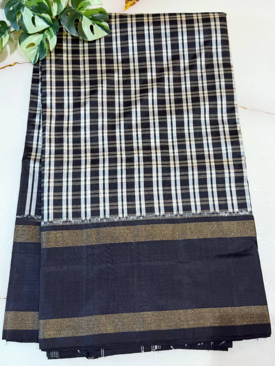 Burberry Black Checks