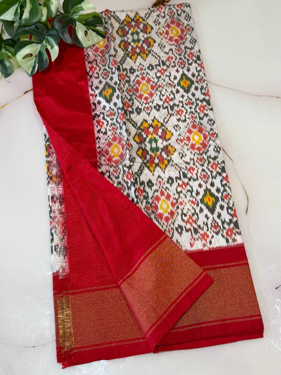 Ivory Red Floral Ikat Lehenga – Small 22 Inch