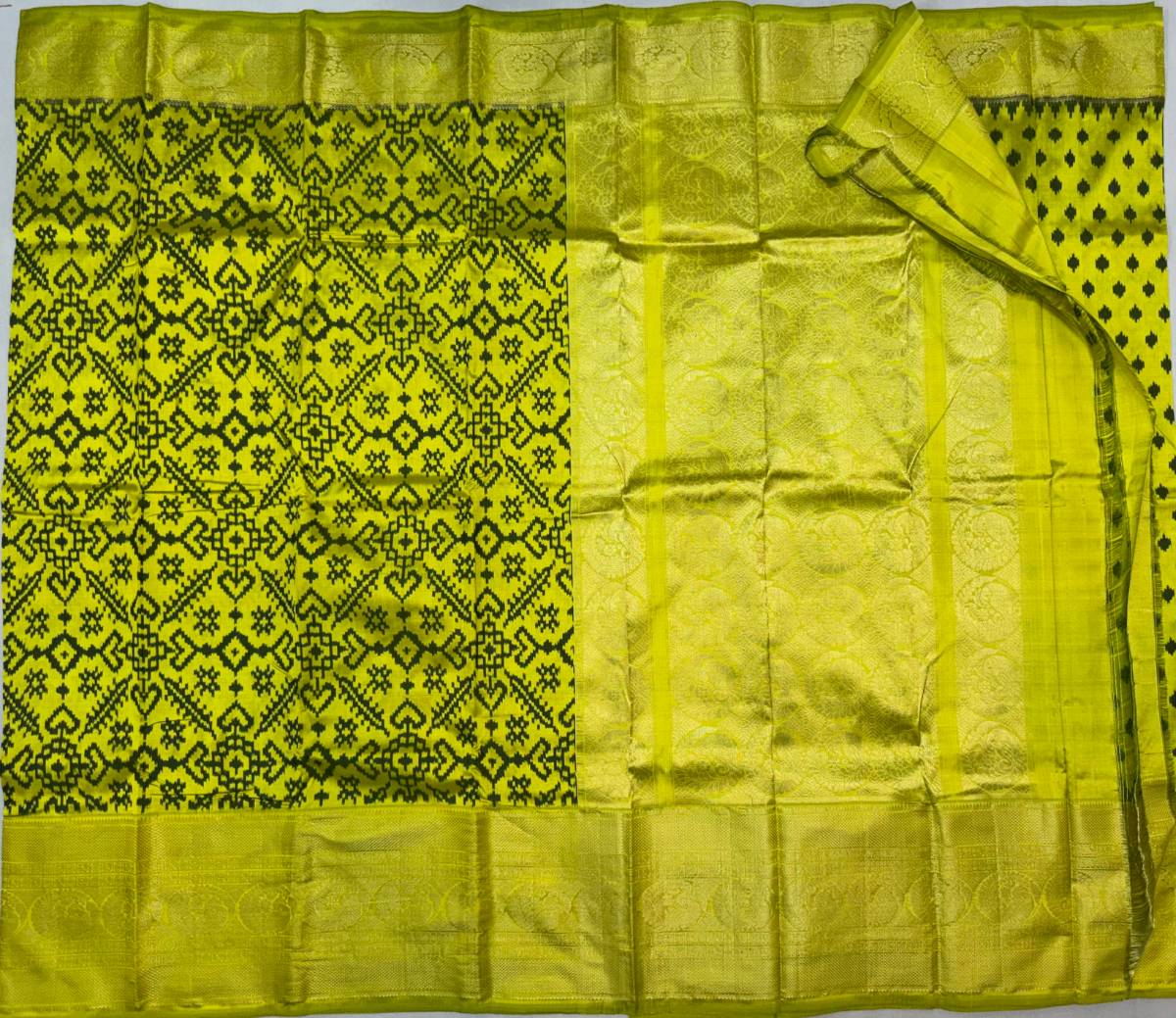 Lime Mehendi Jaal Ikat Kanchi Fusion Saree