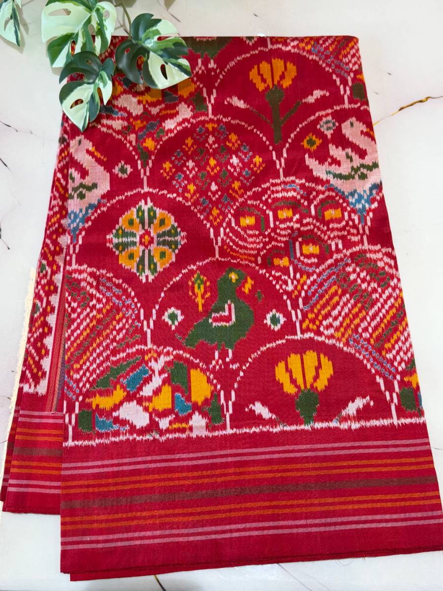 Kumkum Rangrekha Madthaasu Patola