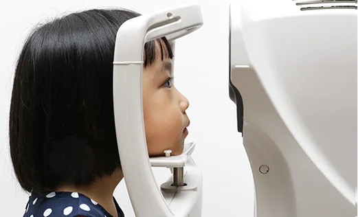 小児の近視治療（低濃度アトロピン治療）