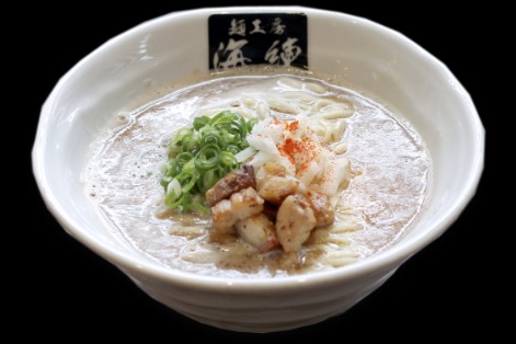 魚介豚骨ラーメン（自家製細麺）