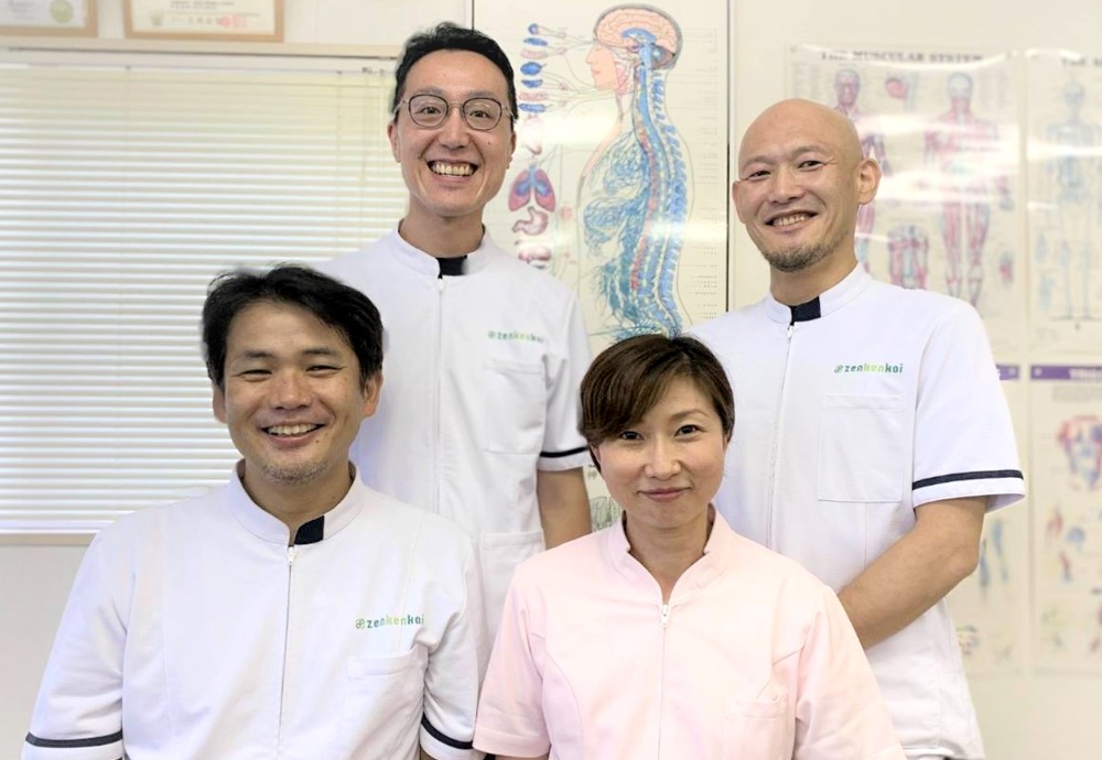CLINICAL CHIROPRACTIC 小新