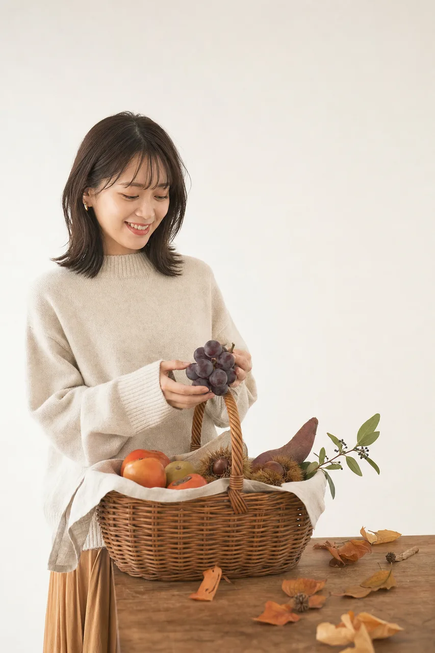 秋の行楽と実り 0256。季節・行事をテーマにした、広告・Web・記事制作に使いやすい素材です。