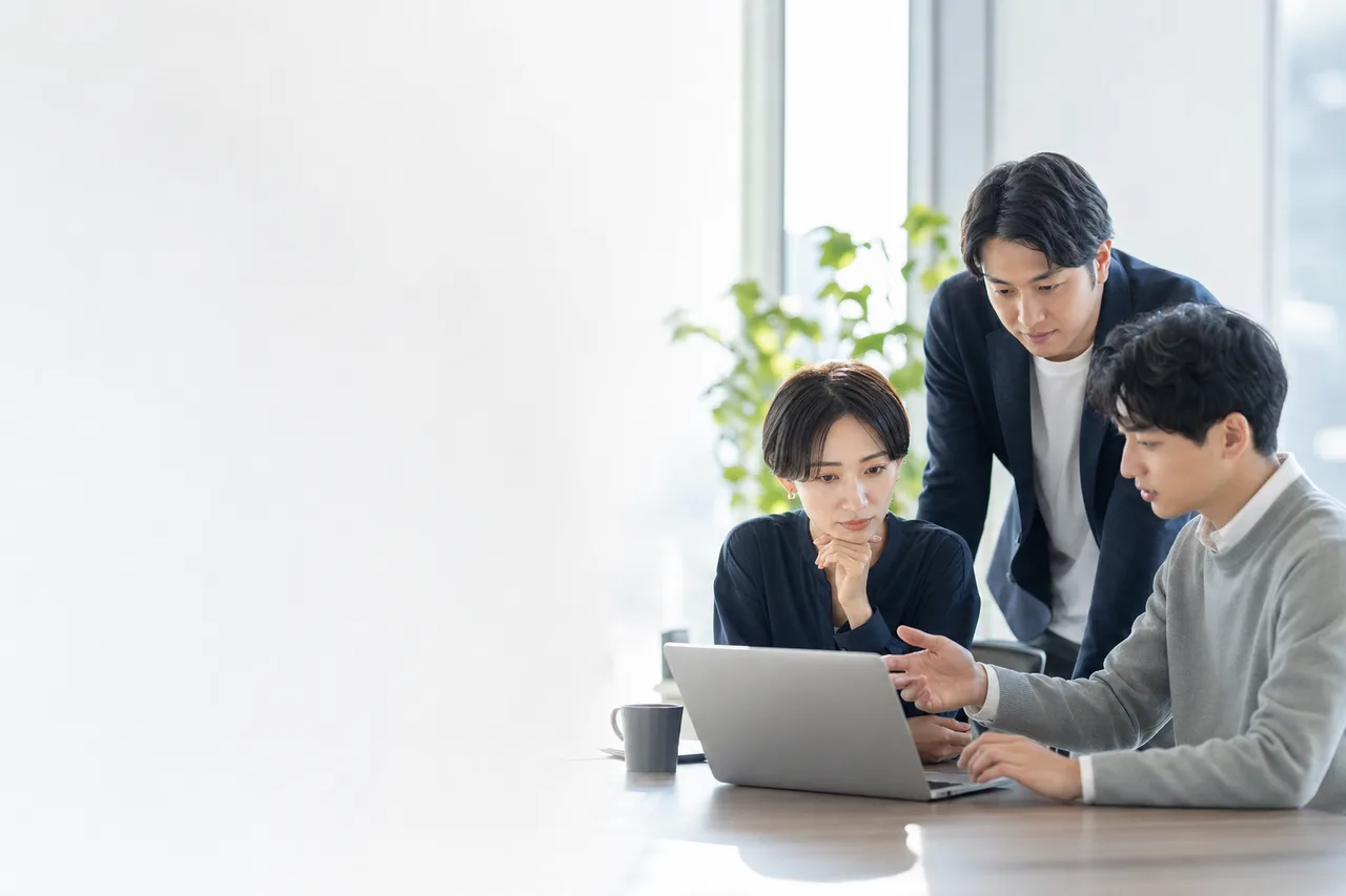 企業のサイバーセキュリティ対策（ブログ記事用）。企業のサイバーセキュリティ対策をテーマに、ブログ記事用として使いやすく構成した商用AI素材です。