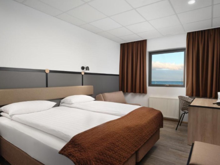 Hotel Cabin
