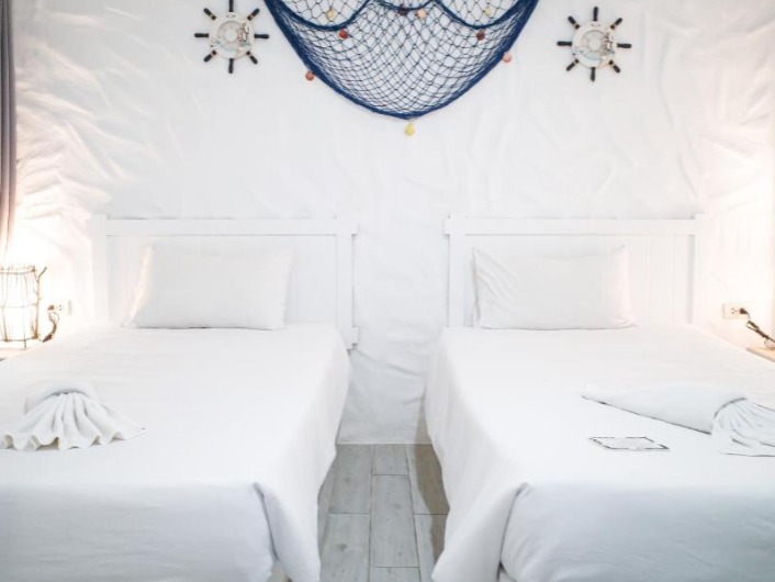  Phi Phi Indigo