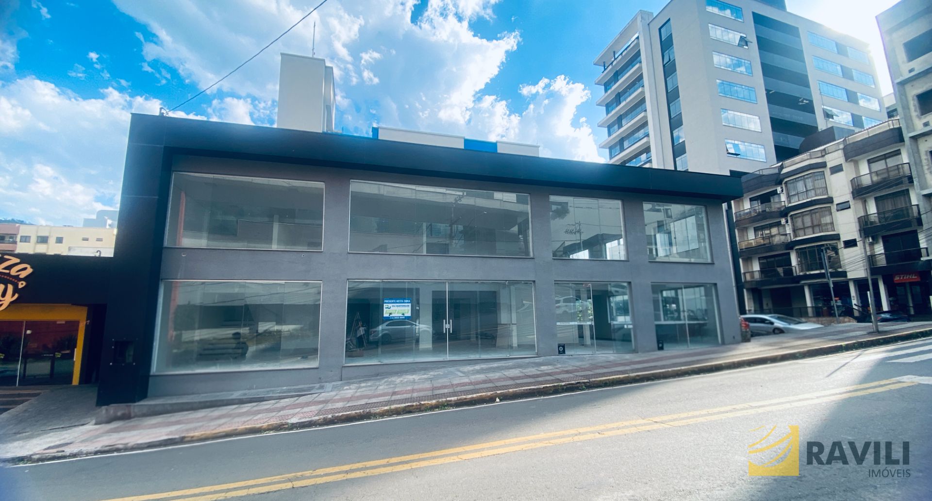 Sala Comercial Térrea para Locação no Centro de Joaçaba!