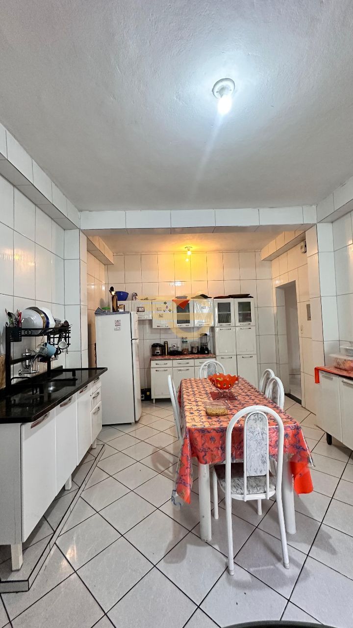 Foto de Casa à Venda no Ideal – 4 Quartos e 4 Vagas