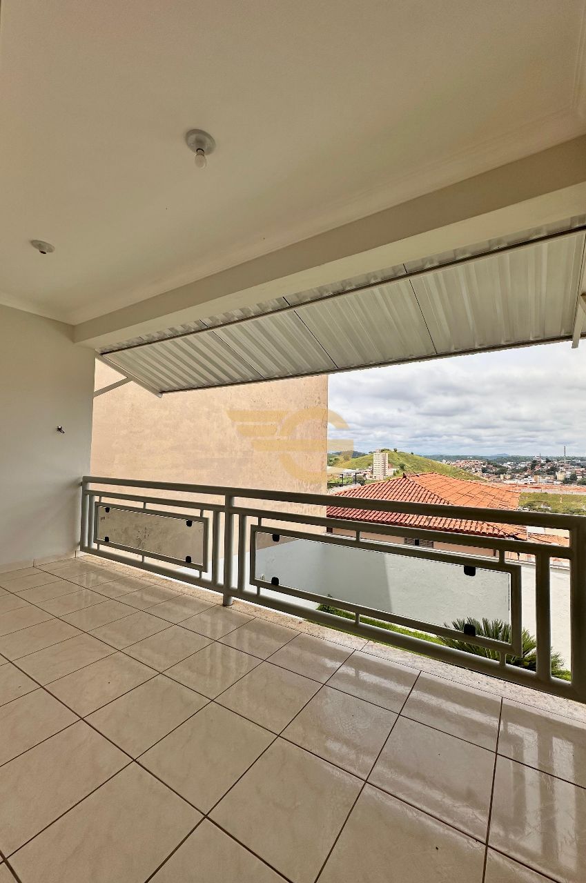 Foto de Casa 3 Quartos no Caravelas Ipatinga com Vista Panorâmica