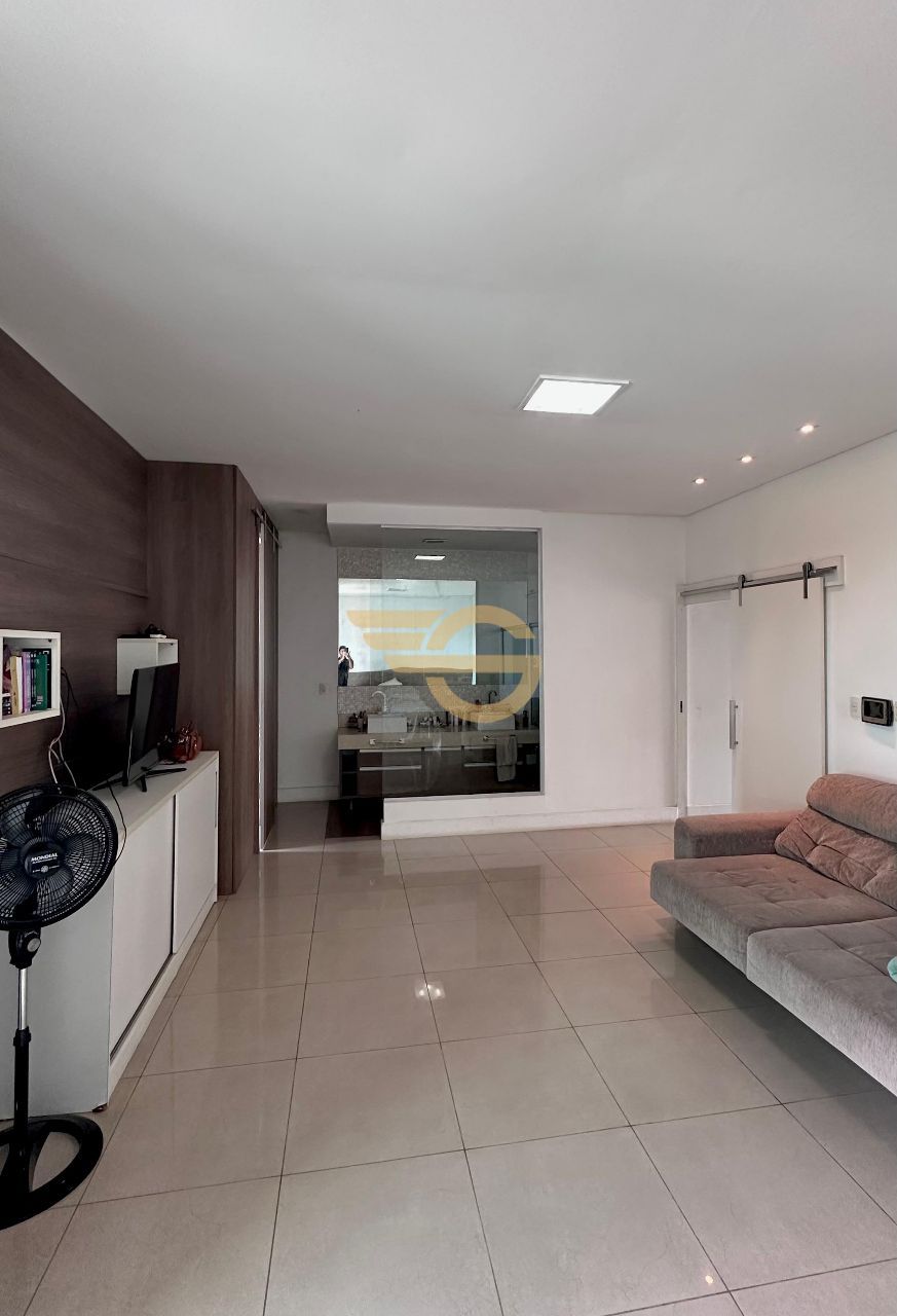 Foto de Casa à Venda - Ideal – 5 Quartos, Armários Embutidos e 6...