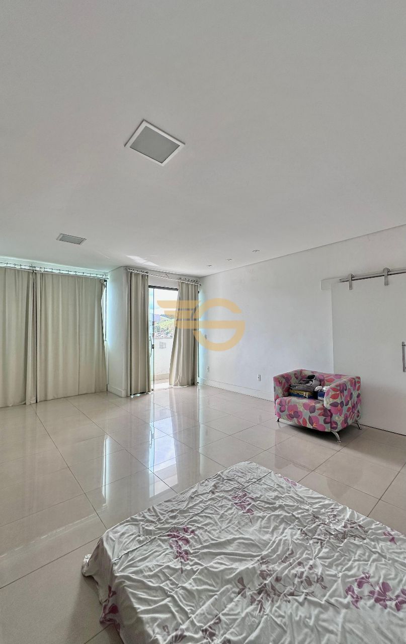 Foto de Casa à Venda - Ideal – 5 Quartos, Armários Embutidos e 6...