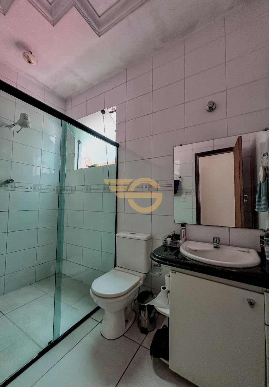 Foto de Casa à Venda - Ideal – 5 Quartos, Armários Embutidos e 6...