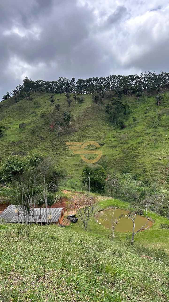 Foto de Terreno à Venda no Achado de Baixo – 4 Quartos e Piscina