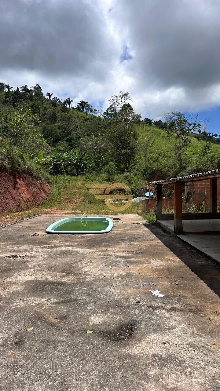 Foto de Terreno à Venda no Achado de Baixo – 4 Quartos e Piscina