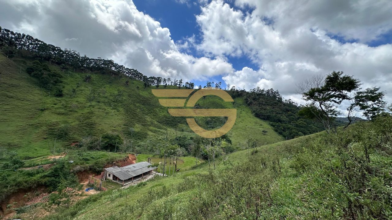 Foto de Terreno à Venda no Achado de Baixo – 4 Quartos e Piscina