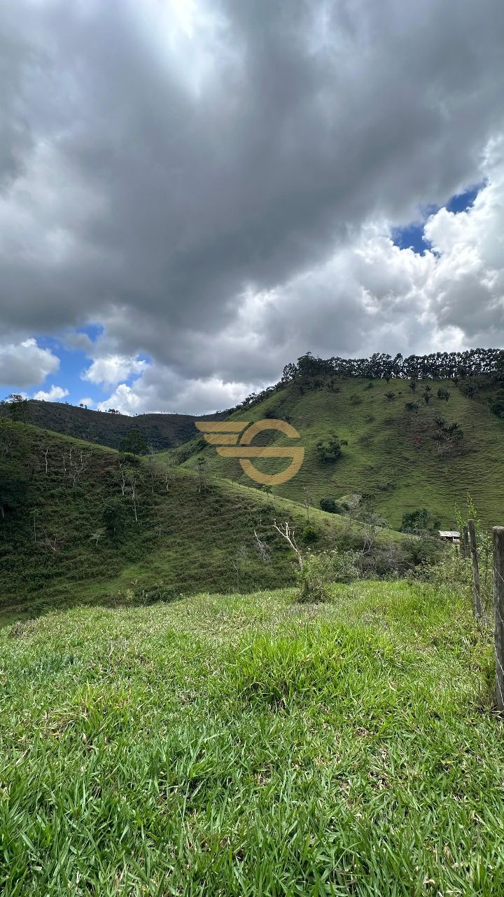 Foto de Terreno à Venda no Achado de Baixo – 4 Quartos e Piscina