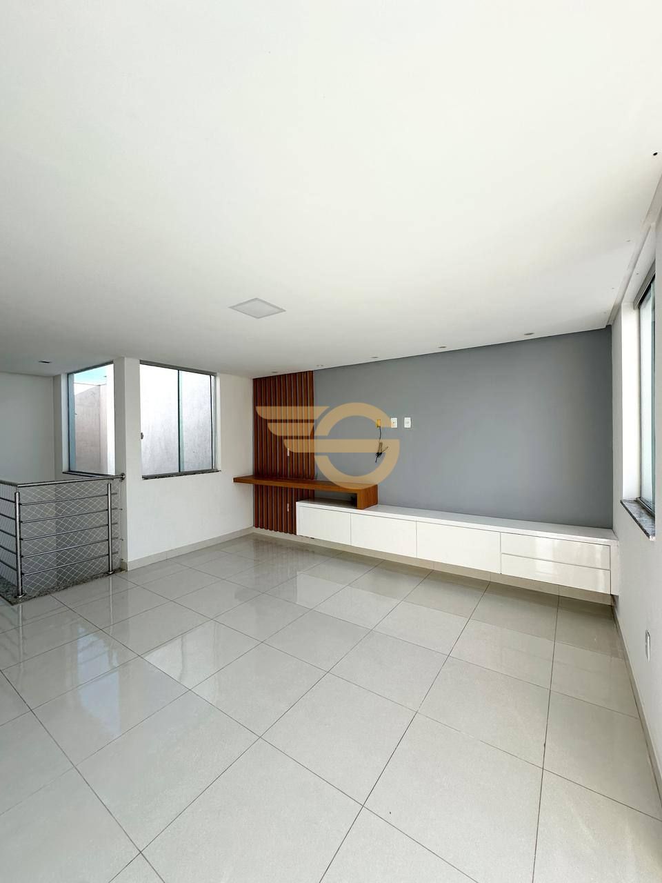 Foto de Cobertura à Venda no Belvedere - 2 Quartos, Churrasqueira e 1 Vagas