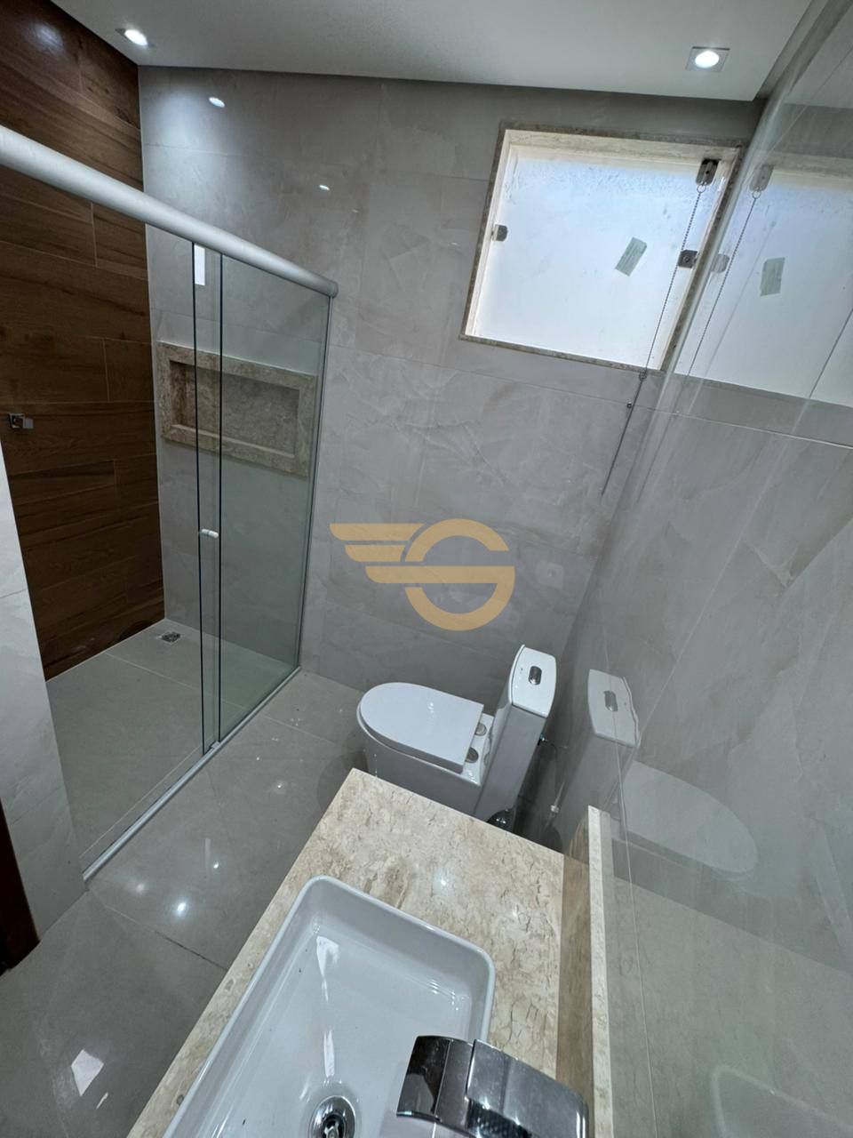 Foto de Casa de ALTO Padrão 3 Quartos no Residencial Bethania com Varanda Gourmet