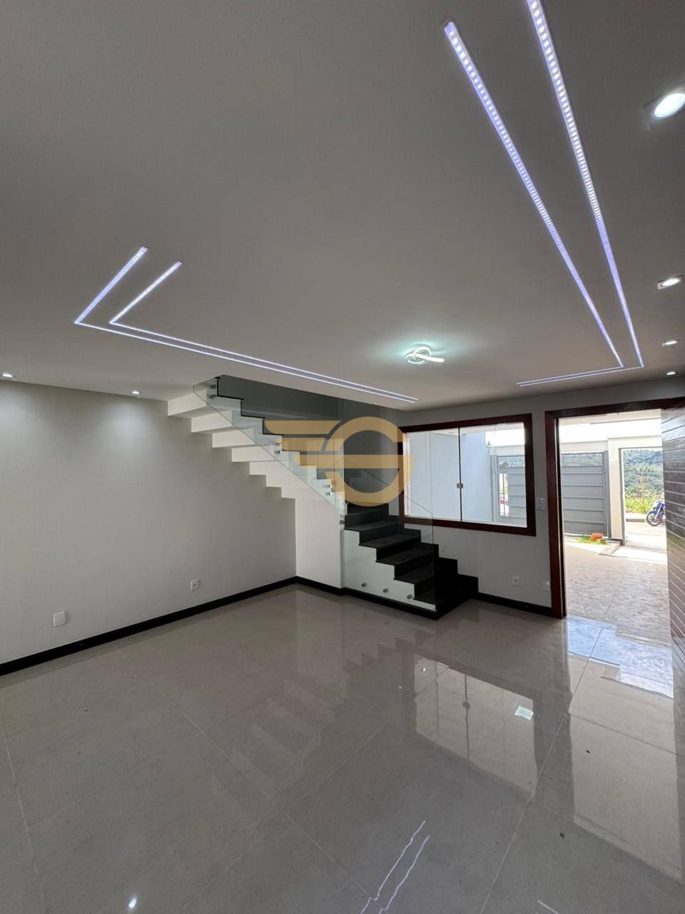 Foto de Casa de ALTO Padrão 3 Quartos no Residencial Bethania com Varanda Gourmet