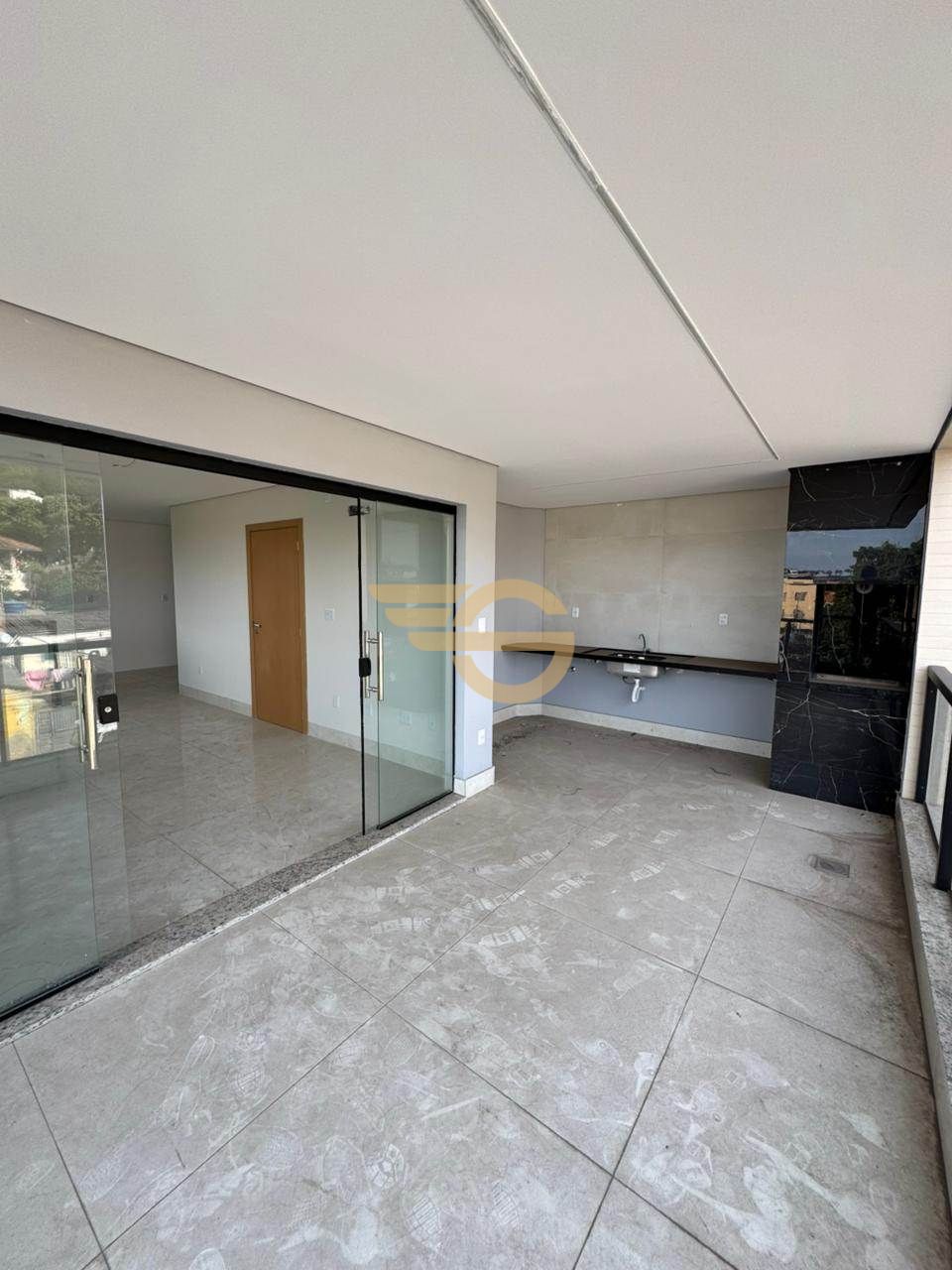 Foto de Apartamento de 110m² com 3 Quartos, Suíte e Varanda Gourmet - Veneza 2, Ipatinga
