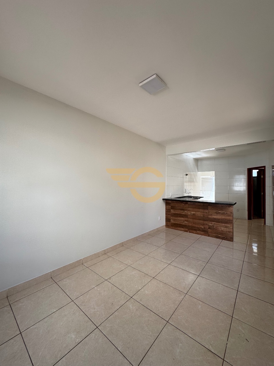Foto de Casa Duplex com 2 Quartos, Suíte e Vaga de Garagem