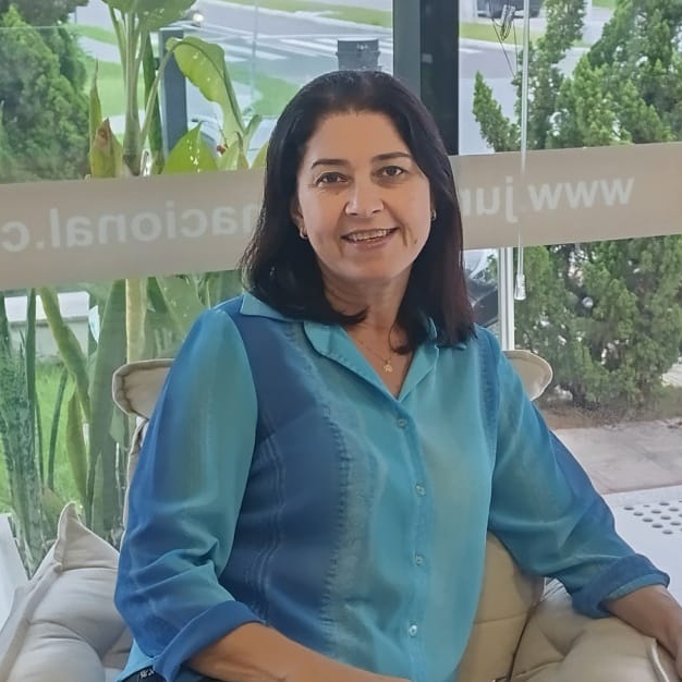 Corretor Simone Lira