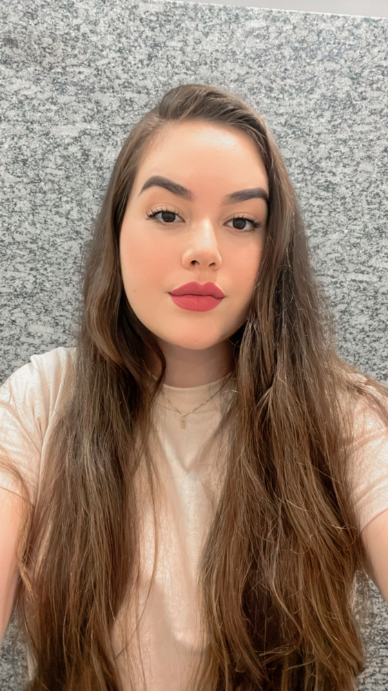 Corretor Isabele Paniago