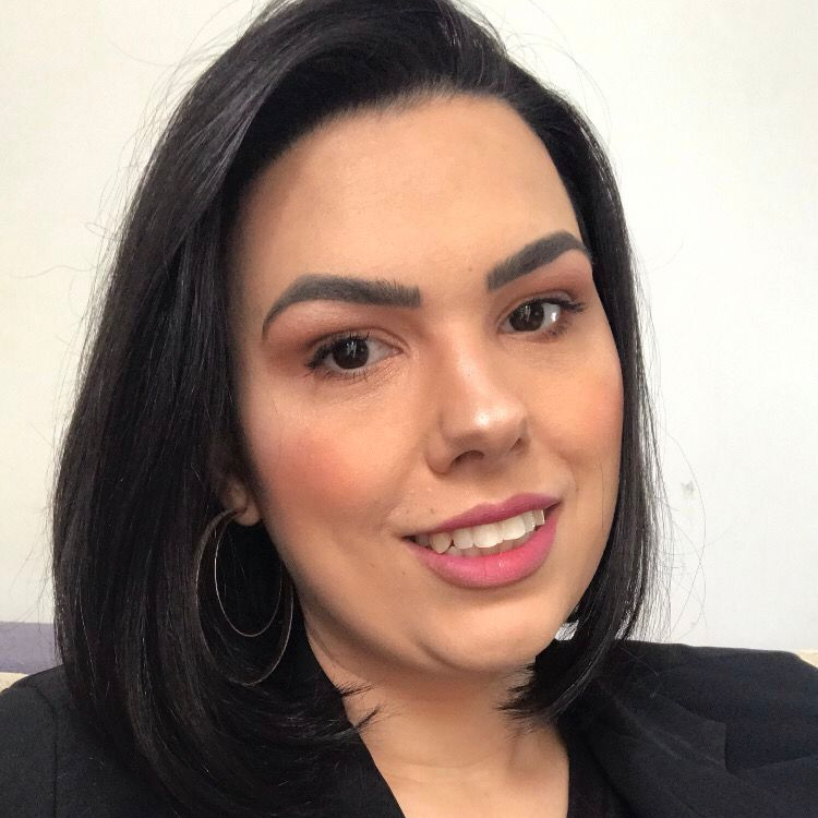 Corretor Laiana Ghesla