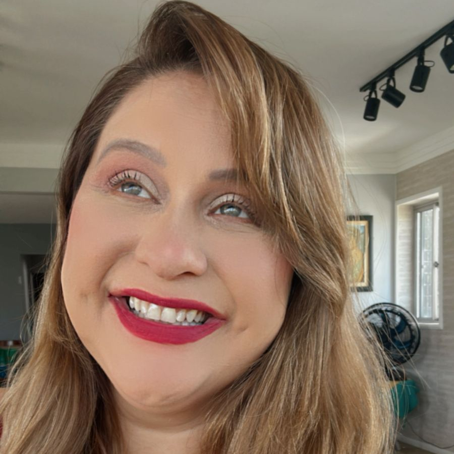 Corretor Irla Buarque