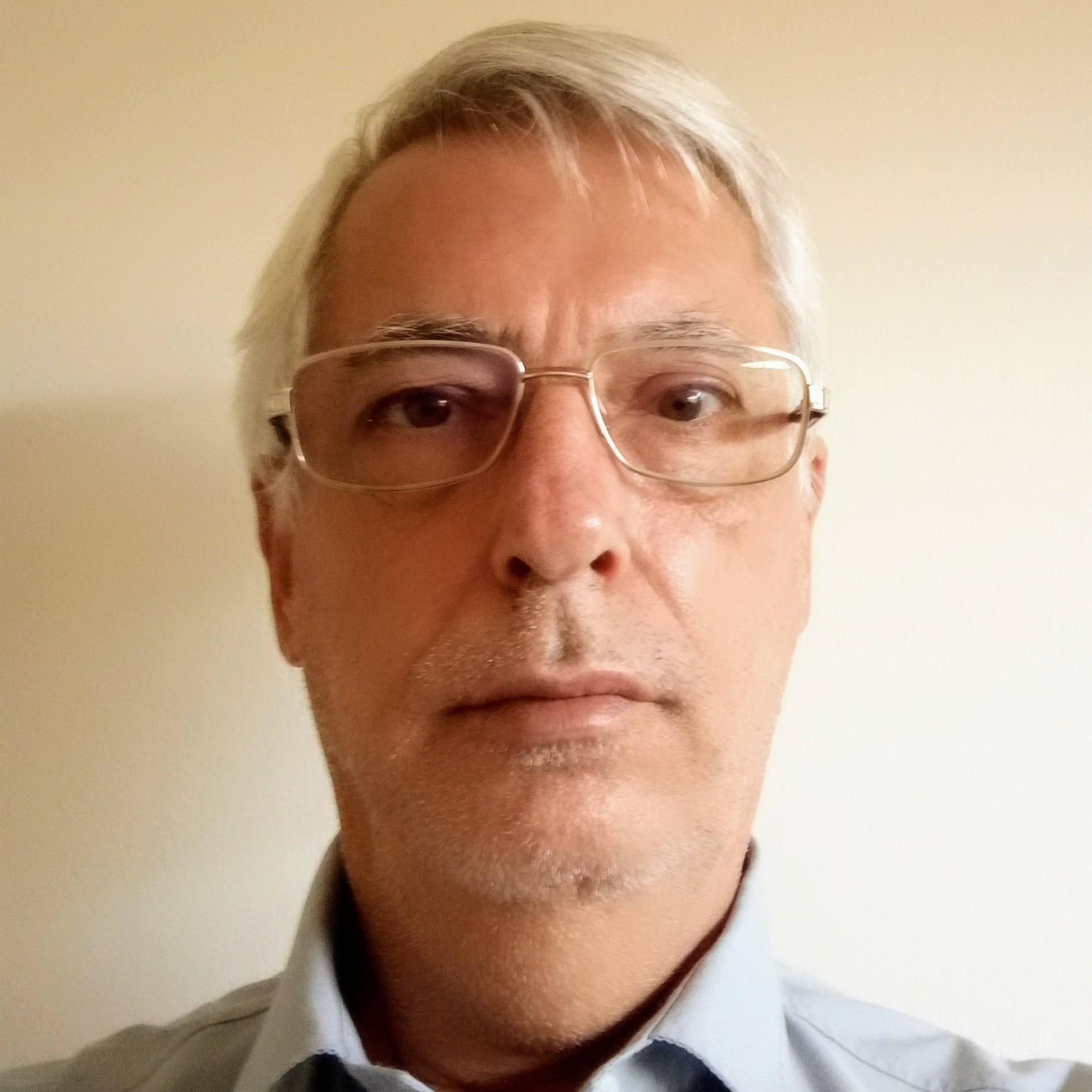CARLOS MORETTO