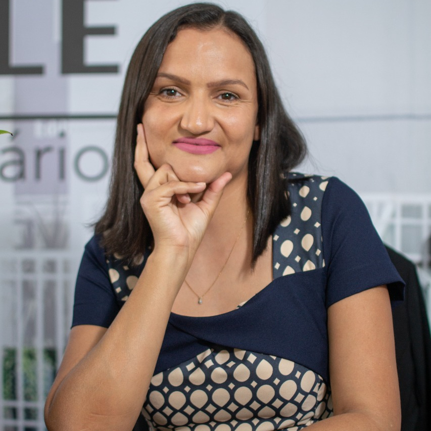 Corretor Leila Chagas