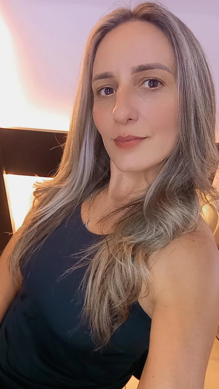Corretor Rosana Crispim