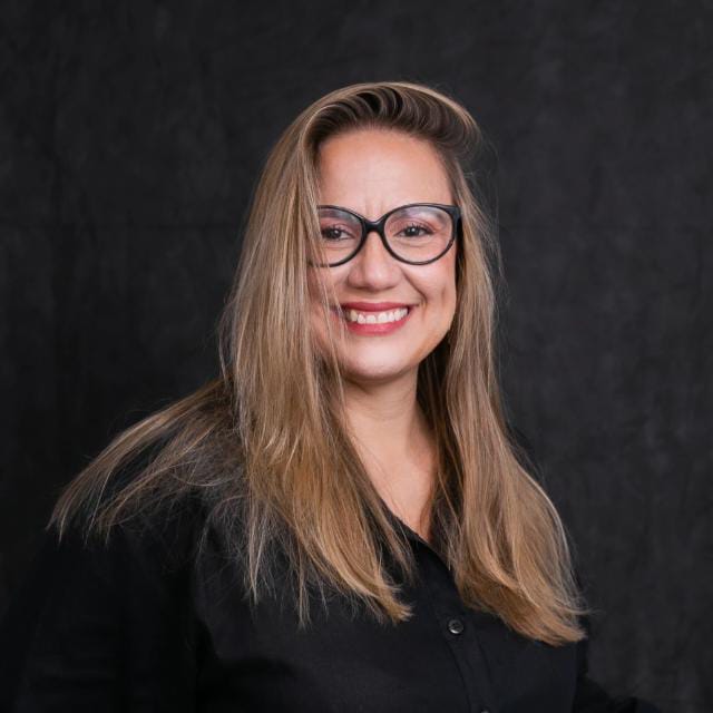 Corretor Marília Cortes