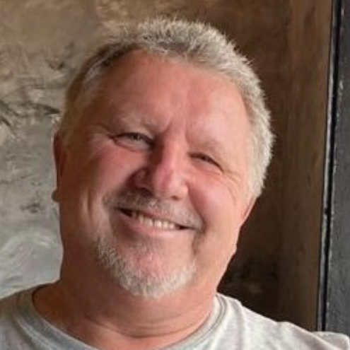 Corretor Amarildo Saravali