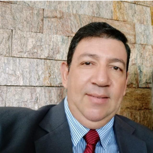 Corretor Roberto Raimundo dos Santos