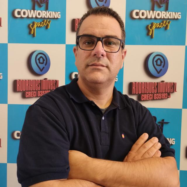 Corretor Ricardo Ferreira