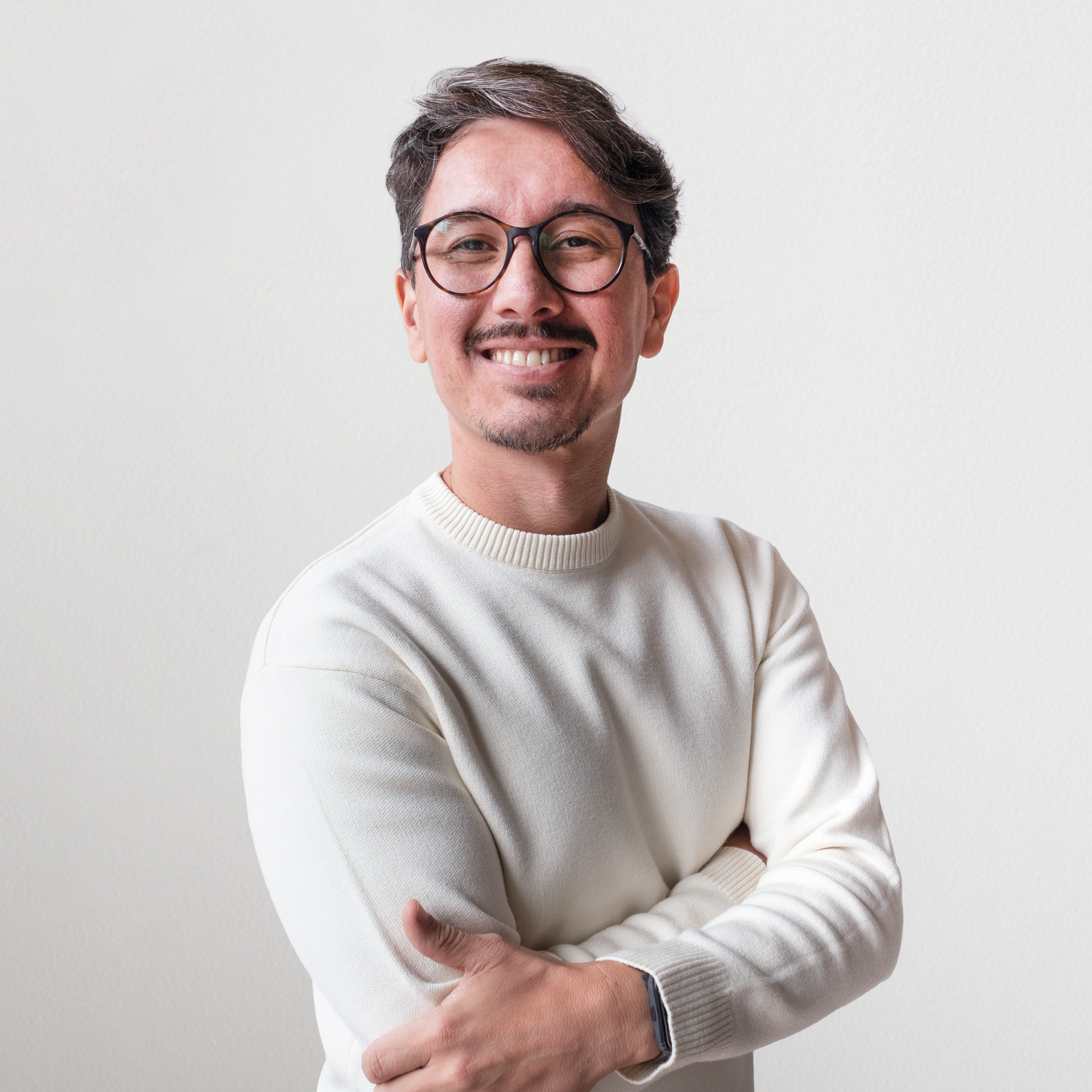 Corretor {{listing Broker().name}}