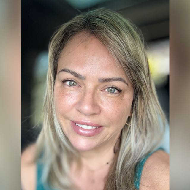 Corretor Daniela Oliveira