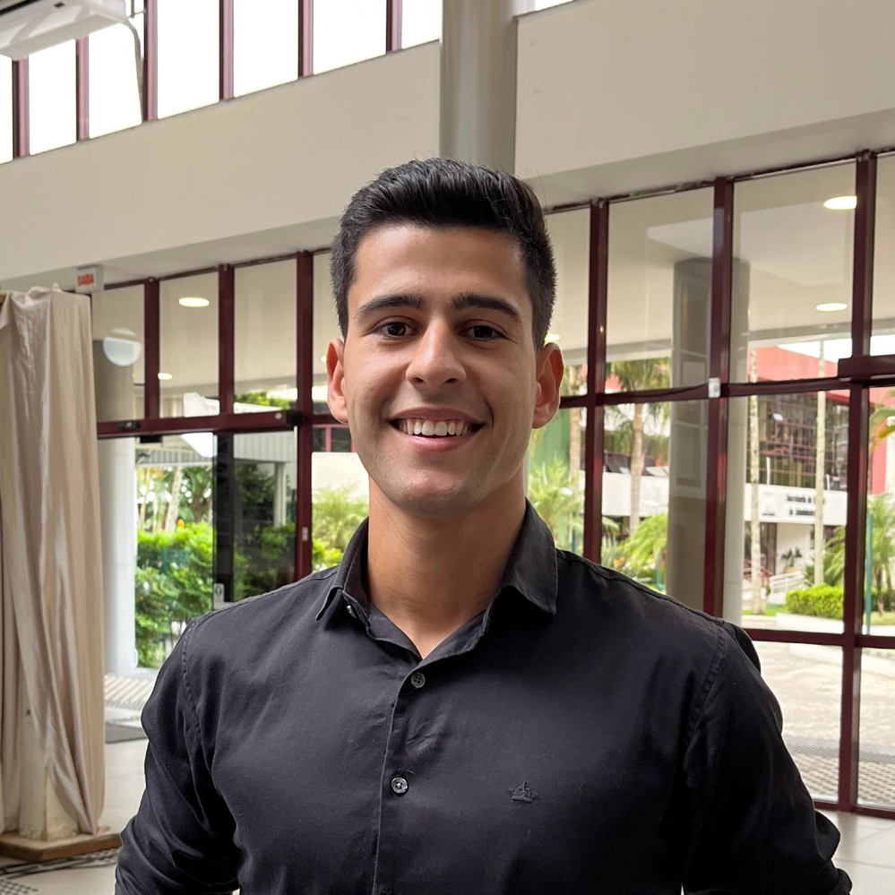 Corretor João Victor Zambiazzi