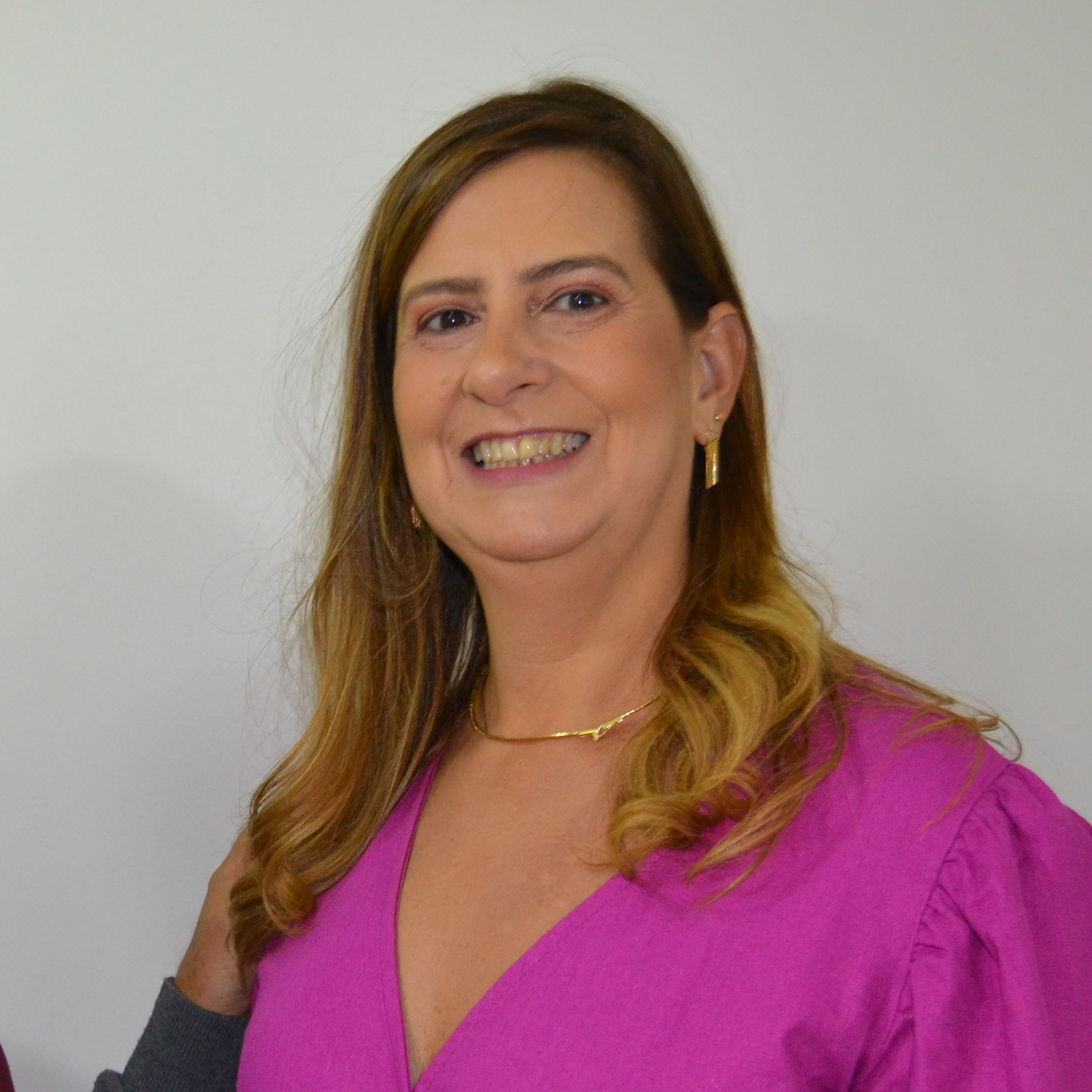 Corretor IVONE PEREIRA