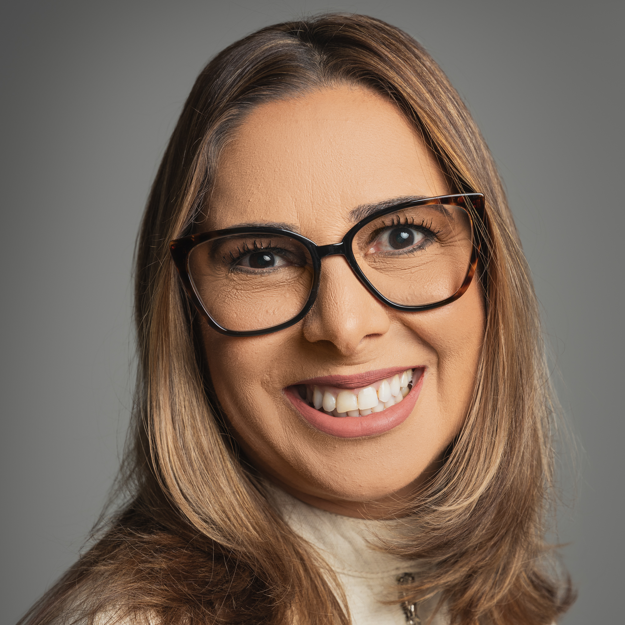 Corretor Kátia Dias