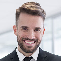 Corretor Júlio Silveira