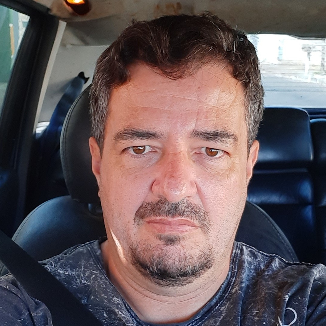 Leonardo Bruneli